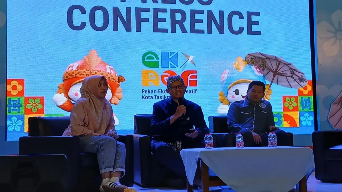 Pekan Ekonomi Kreatif Kota Tasikmalaya: Batik Masuk Era AI, Ekonomi Kreatif Makin Naik Kelas Pekan Ekonomi Kreatif Kawinkan Budaya dan Teknologi