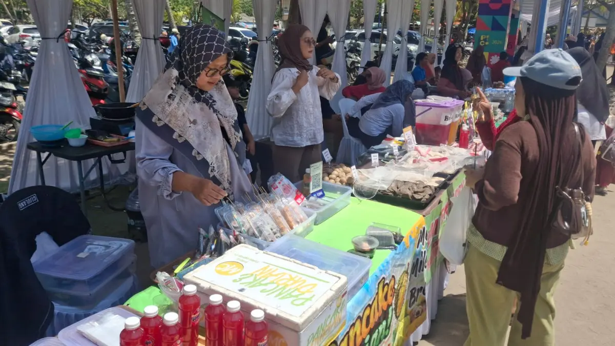 Bazar Jadi Etalase Produk Lokal