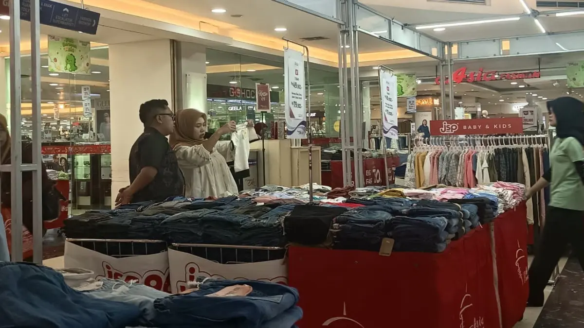 Kelas Menengah Makin Rentan, Pendapatan Naik Belum Tentu Bikin Keuangan Aman Belanja