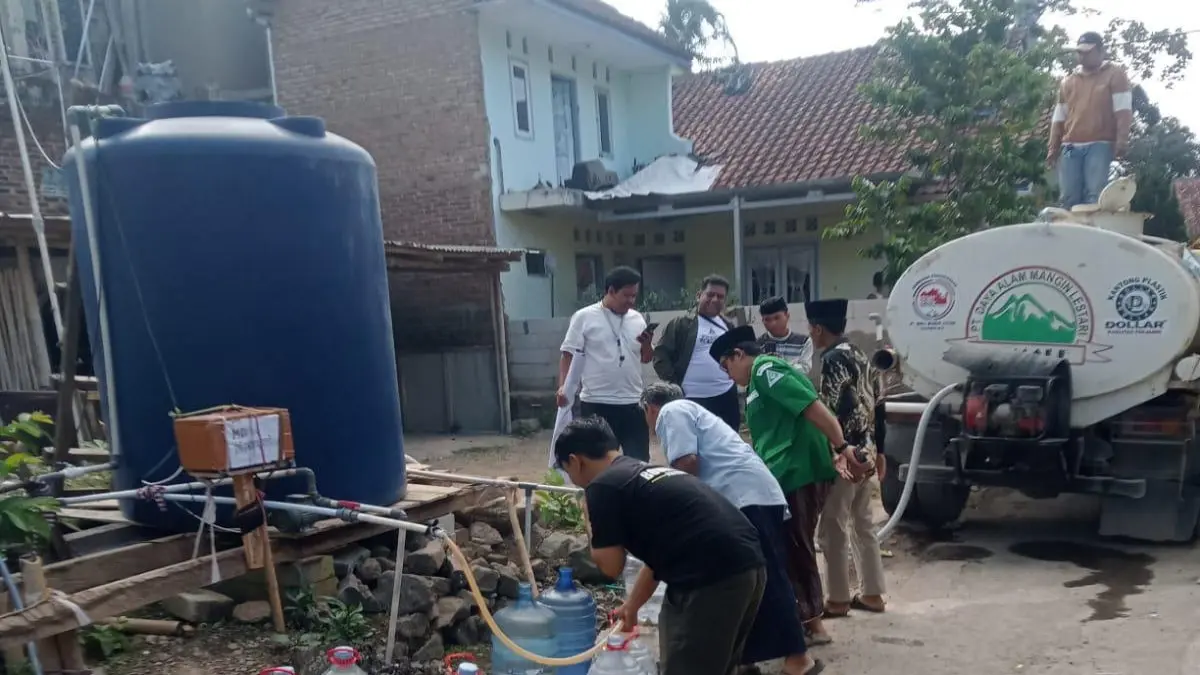 Ironi Air Bersih, Warga Dekat Bale Kota Masih Kesulitan