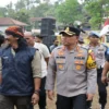 Warga Desak SPBU dan Kepastian Distribusi