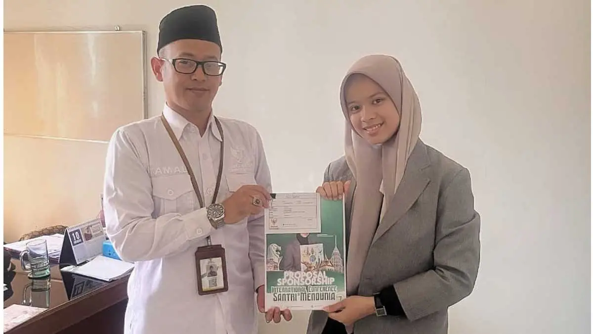 Ajeng Kholifah Siap Tunjukkan Kiprah Santri di Forum Internasional santri Manonjaya go international